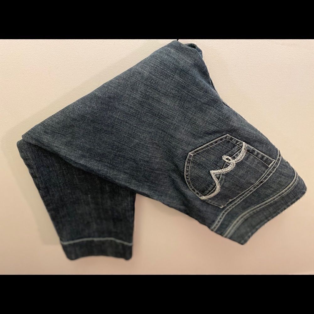 Tommy Bahama  